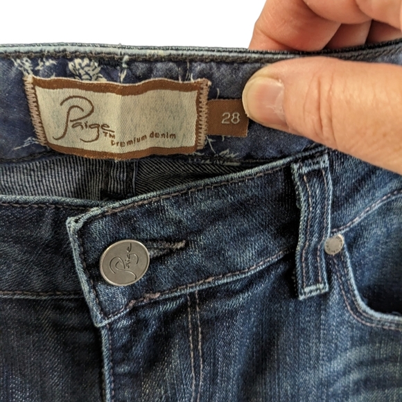 Paige premium denim jeans size 28.  Dark blue colour boot cut. - Picture 4 of 6